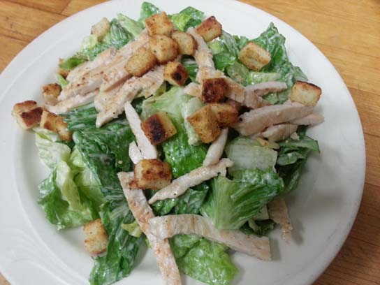 Caesar Sallad with Grilled Chicken